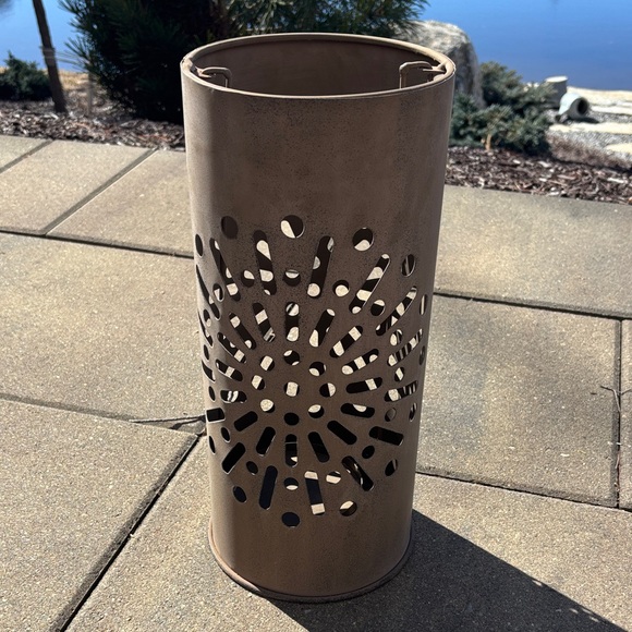 Metal Lantern - Picture 8 of 12